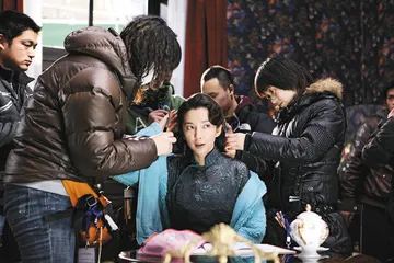明星、粉丝、操盘手的新逻辑  偶像产品的制造与消费