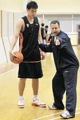姚之队收购上海男篮——当NBA梦想照进CBA现实2