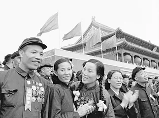 25位代表见证“全国人大”制度演进1