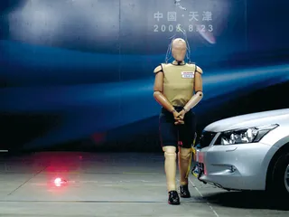 行人问题下的汽车重塑1