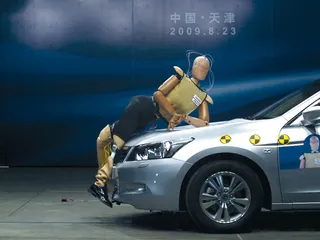 行人问题下的汽车重塑3