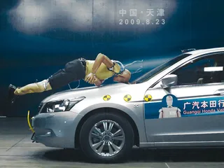 行人问题下的汽车重塑5