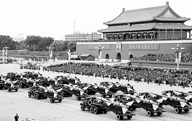 1999后军事发展加速度 2009阅兵猜想1