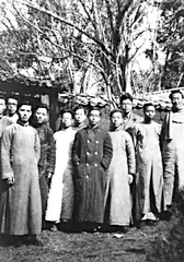 任继愈，“为大师的时代备粮草”