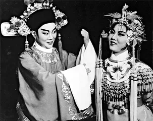 重访“舞台姐妹”10