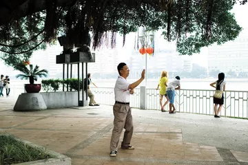 广州地产回暖调查：难以划界的支柱产业1