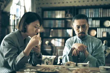 张恒：中间主义者杨立华1