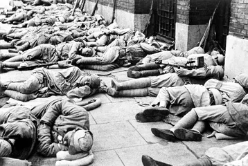 南京路1949，新旧时代交界处的社会景观1