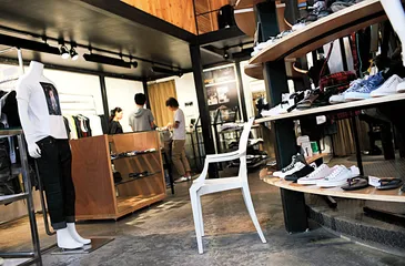 两个香港买手看内地奢侈品消费1