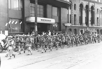 南京路1949，新旧时代交界处的社会景观3