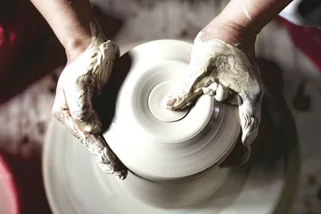 景德镇新“官窑”的诞生3