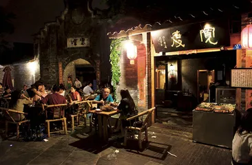 行进中的四川精神