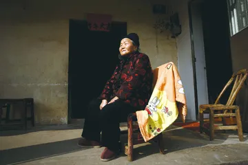 “影视大亨”的非正常死亡
