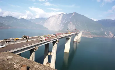 重建汶川之路