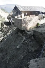 大山里的灾难与救援 ——云南“11·2”泥石流灾区地理考察1