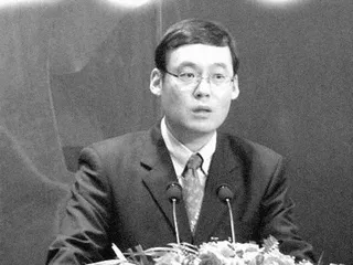 官员与律师共涉行贿受贿案1