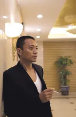 张涵予：痛饮生活的满杯