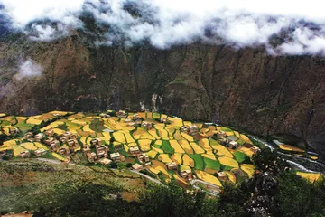 稻城亚丁的旅游问题