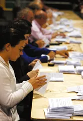 爱尔兰否决《里斯本条约》