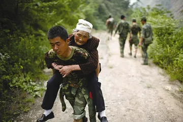 到映秀镇去!