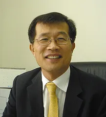 ​友利银行:坚持“自力更生”