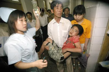 龙卷风袭击下的苏皖地区