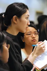 专访香港科技大学校长朱经武教授