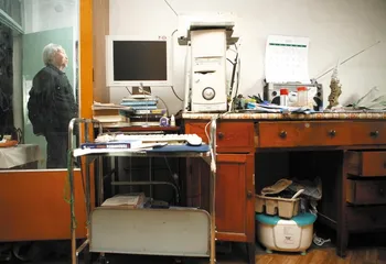 被淹没的王小波工人生涯