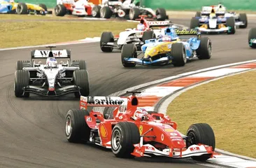 “F1教父”郁知非的名利场1