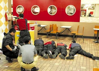 上海肯德基女童劫持事件2