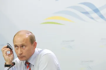 八国峰会内外的普京