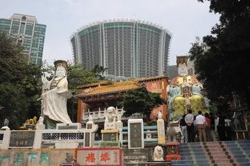 龚如心财富王国窥秘1