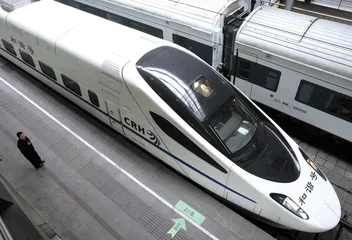“人口红利”与“信心指数”2