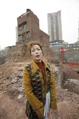 重庆“钉子户”事件背后