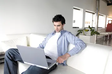 给绿色电子贴个标签1