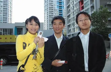 别针换别墅的街头实验1