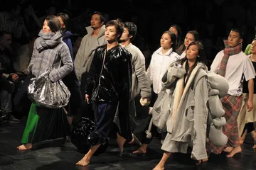王一扬的“茶缸”本质