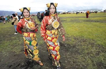 康藏关键词:嘉绒、民居、碉楼和丹巴美女2