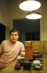 茶客冯旭:“自己做茶的人，总比光说不练的强吧？”