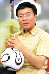 韩乔生: 试着去娱乐大家1