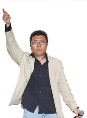 谁持彩铃当空舞？3