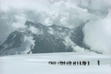 户外探险: “奢望”的专业化？3