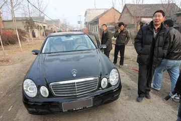 ​杭州豪华“奔的”出逃风波