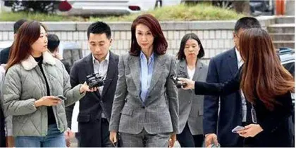 总统千金打赢“天价离婚案”1