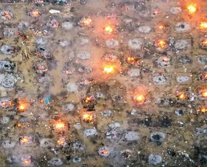 2021 被疫情笼罩的又一年4