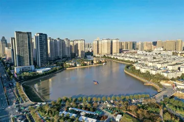 暴雨过后的郑州:恢复、失落与成长中的公共意识1