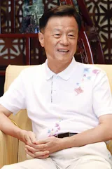 许荣茂：带领2000名香港青年“内地取经”3