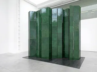 ​在虚构和事实之间4