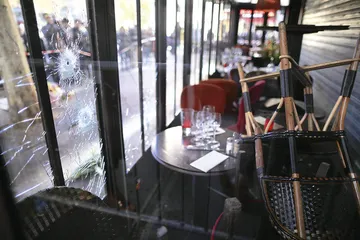 空无一人的热闹街区1