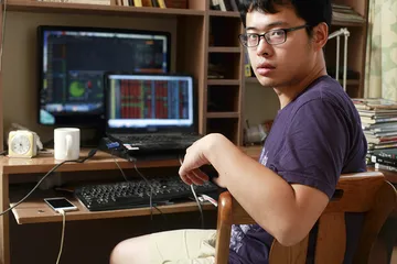 潮水退去，谁在裸泳？1